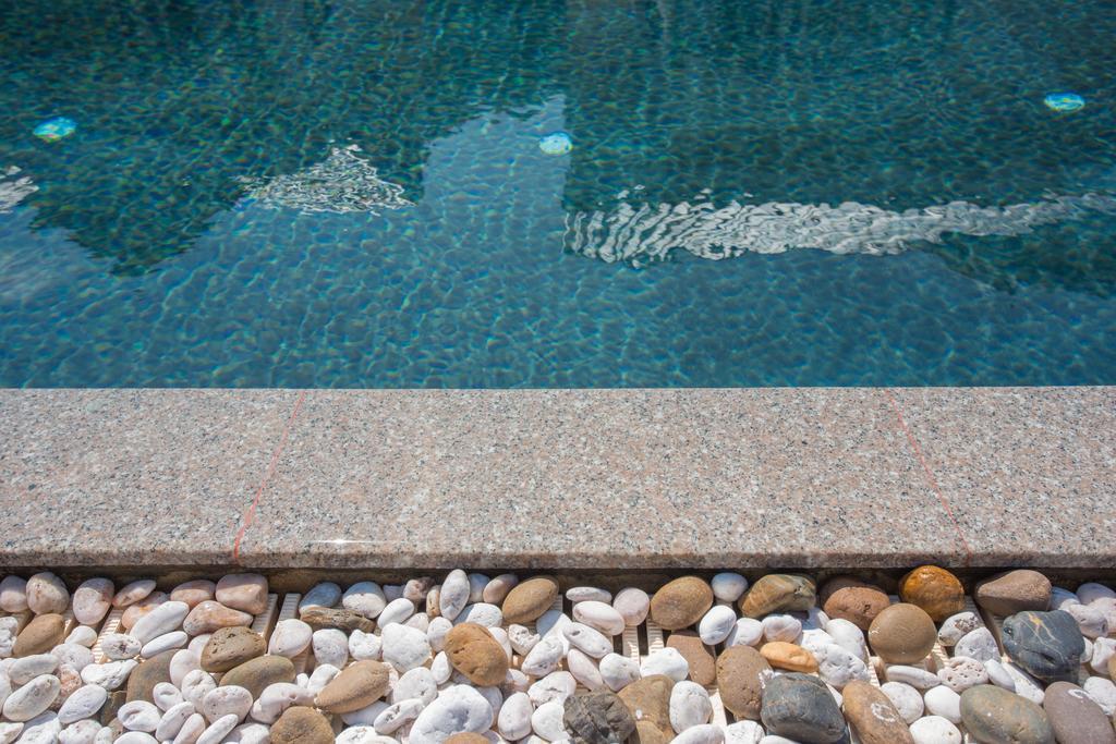 Suksompong Resort Khao Lak Exterior foto