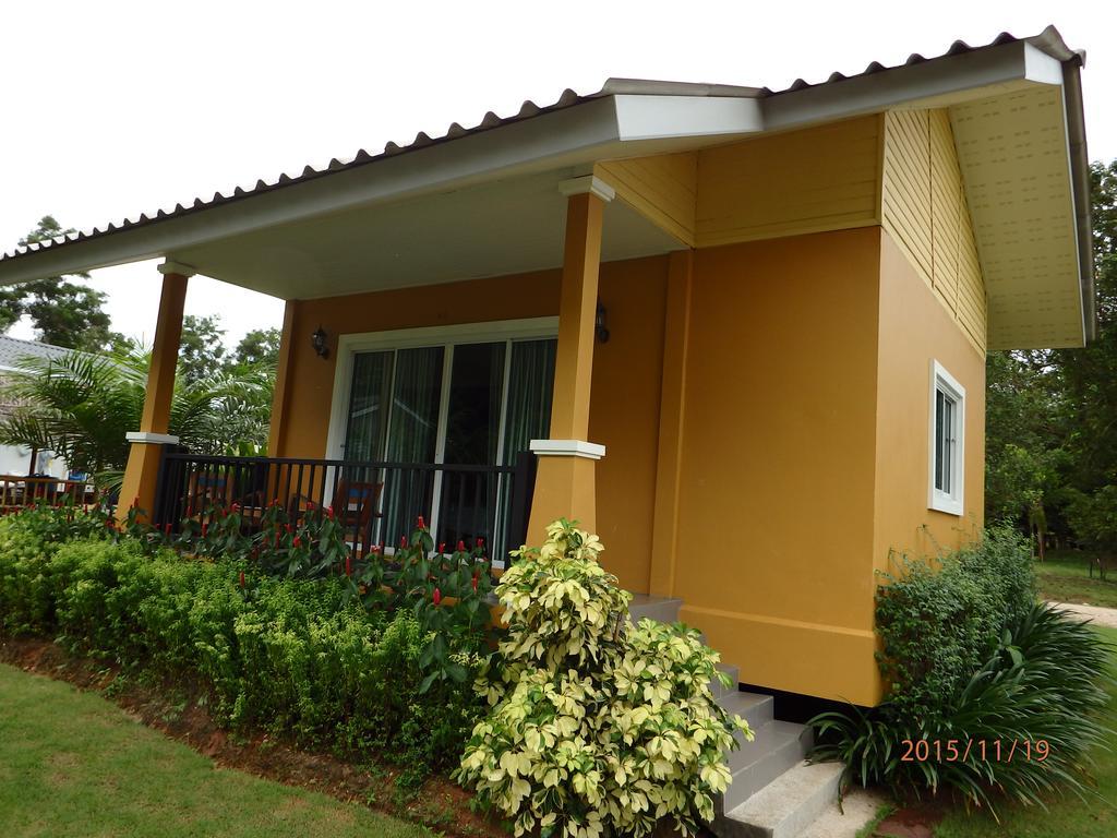 Suksompong Resort Khao Lak Exterior foto